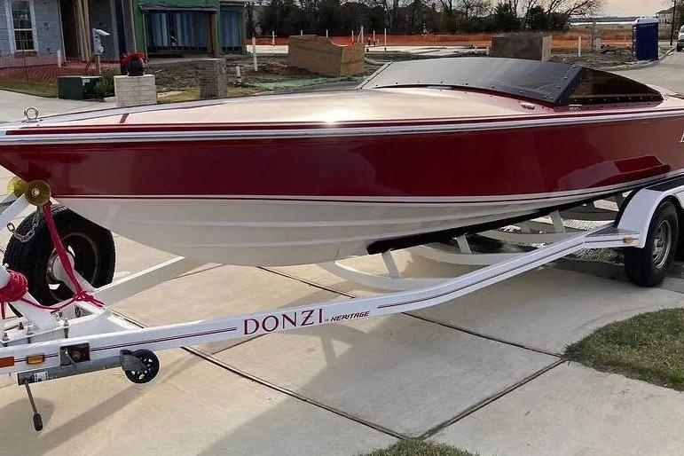 2017 Donzi 22 Classic - Sold Boat
