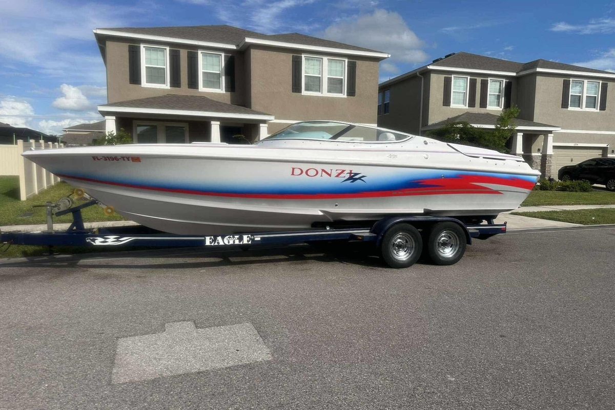 2006 Donzi 26 - Sold Boat