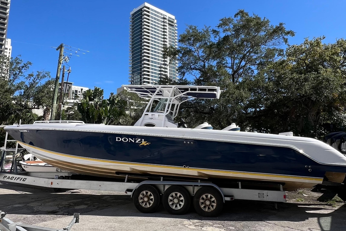 2008 Donzi 38 ZF Open - Sold Boat