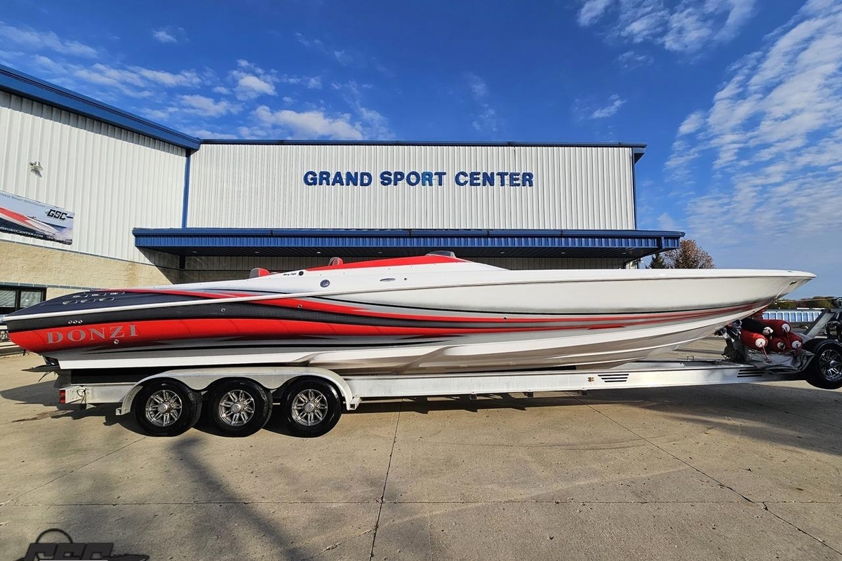 2008 Donzi 38 ZR - Sold Boat