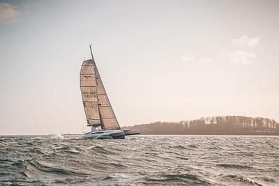 BOATZON | Dragonfly 28 2025