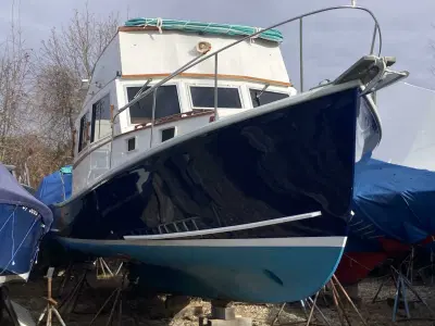 BOATZON | Duffy Flybridge Cruiser 1984