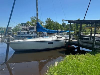 BOATZON | Dufour 35 Sloop 1979 BOATZON | Dufour 35 Sloop 1979