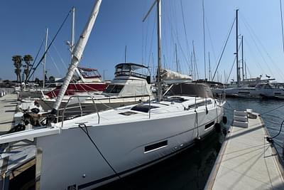 BOATZON | Dufour 390 2022