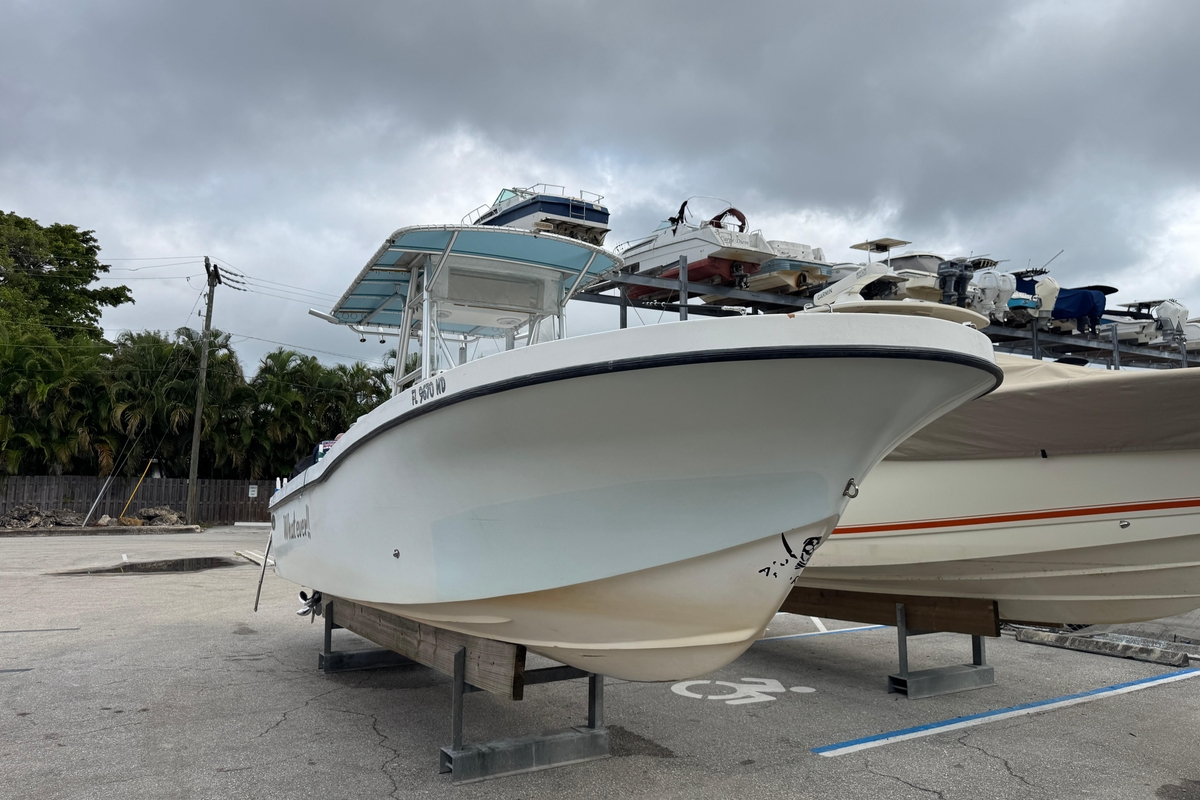 2006 Dusky 256 - Sold Boat
