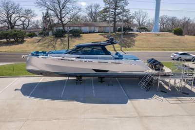 BOATZON | Dutch American DA 53 2026