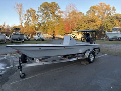 BOATZON | East Cape EVO 17 V 2026