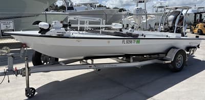 BOATZON | East Cape Vantage 2022 BOATZON | East Cape Vantage 2022