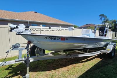 BOATZON | East Cape Vantage VHP 2022 BOATZON | East Cape Vantage VHP 2022