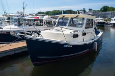 BOATZON | Eastern 248 Islander 2019