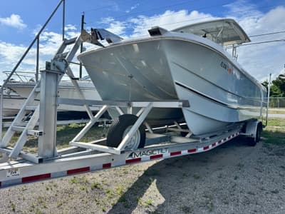 BOATZON | Eastward HORIZON 3000 2023