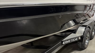 BOATZON | Ebbtide 2300 ZTrak SS Bow Rider 2010