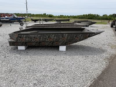 BOATZON | EDGE DUCK BOATS 553DB SPORTSMAN MB RAZOR 2026