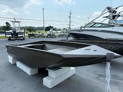 BOATZON | Edge Duck Boats 656DB Sportsman 2025 BOATZON | Edge Duck Boats 656DB Sportsman 2025