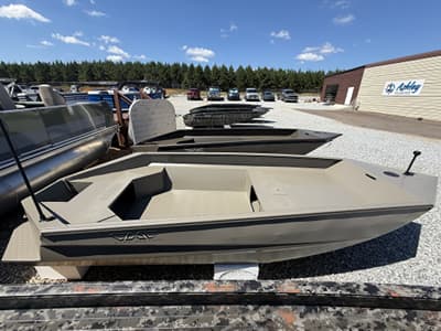 BOATZON | Edge Duck Boats Sportsman 550 2027
