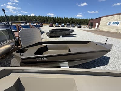 BOATZON | Edge Duck Boats Sportsman 550 2027