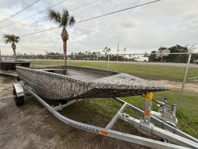 BOATZON | Edge Duck Boats Sportsman 553DB 2026