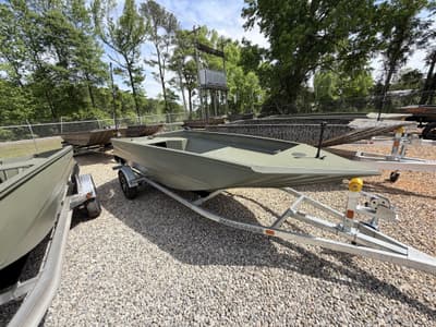 BOATZON | Edge Duck Boats Sportsman 553DB 2026