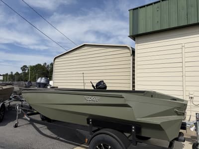 BOATZON | Edge Duck Boats Sportsman 553DB 2026
