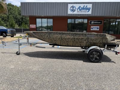 BOATZON | Edge Duck Boats Sportsman 553DB 2026