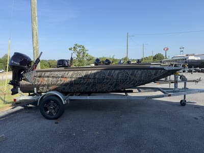 BOATZON | Edge Duck Boats Sportsman 553DB 2027