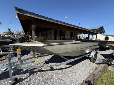 BOATZON | Edge Duck Boats Sportsman Series 656DB MID DECK 2026 BOATZON | Edge Duck Boats Sportsman Series 656DB MID DECK 2026