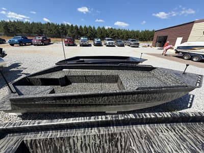 BOATZON | Edge Duck Boats Sportsman Series 756DB 2027