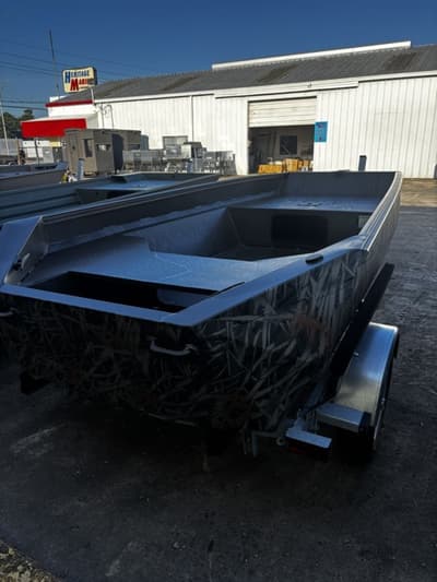 BOATZON | Edge Duck Boats The sportsman 553 2027