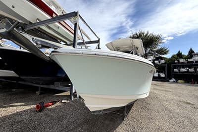 BOATZON | Edgewater 245CC 2013