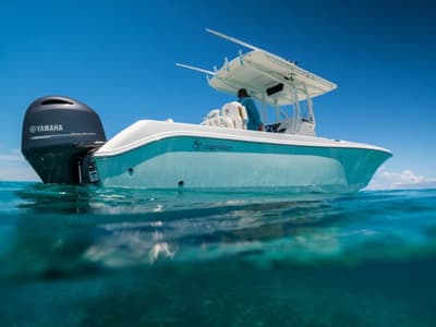 BOATZON | EdgeWater 245CC 2022