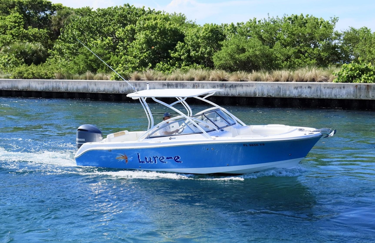 2015 Edgewater 245CX Crossover - Sold Boat