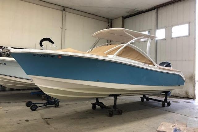 2018 Edgewater 248CX Crossover - Sold Boat