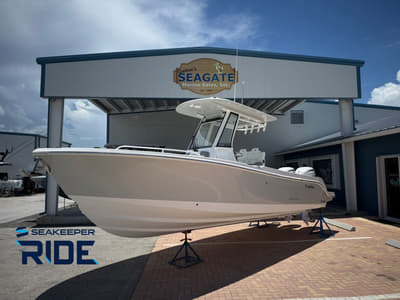 BOATZON | EdgeWater 250CC 2026