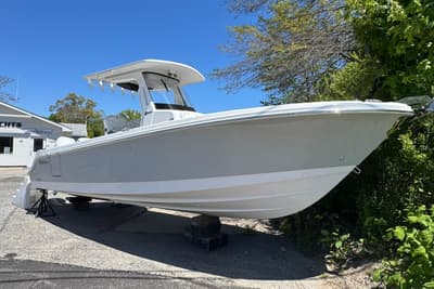 BOATZON | Edgewater 262CC 2026