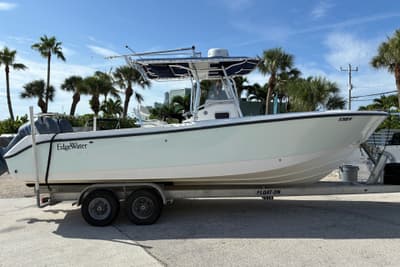 BOATZON | Edgewater 265CC 2006 BOATZON | Edgewater 265CC 2006