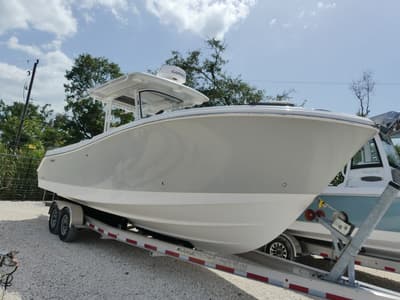 BOATZON | EdgeWater 280CC 2018