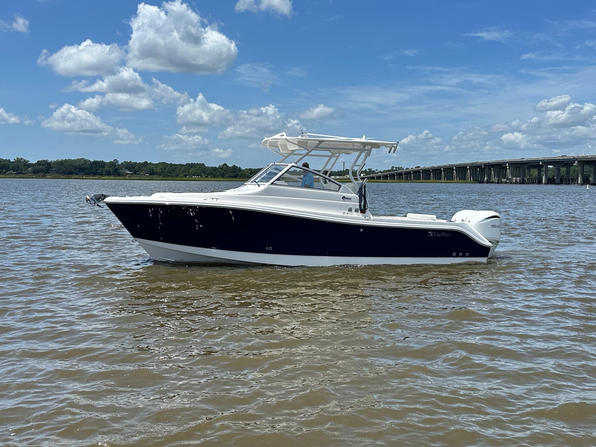2023 Edgewater 280CX Crossover - Sold Boat
