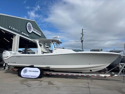 BOATZON | Edgewater 370 CC 2025