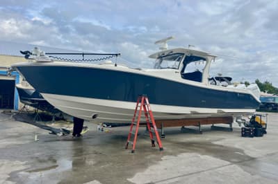 BOATZON | Edgewater 370CC 2020