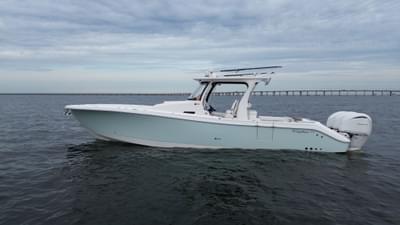 BOATZON | Edgewater 370CC 2022