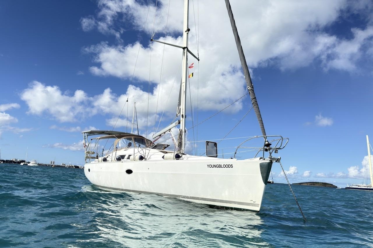 2006 Elan Impression 384 - Sold Boat