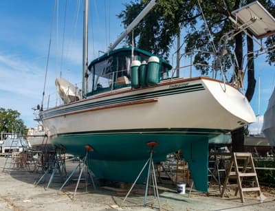 BOATZON | Endeavour 42 CC 1985