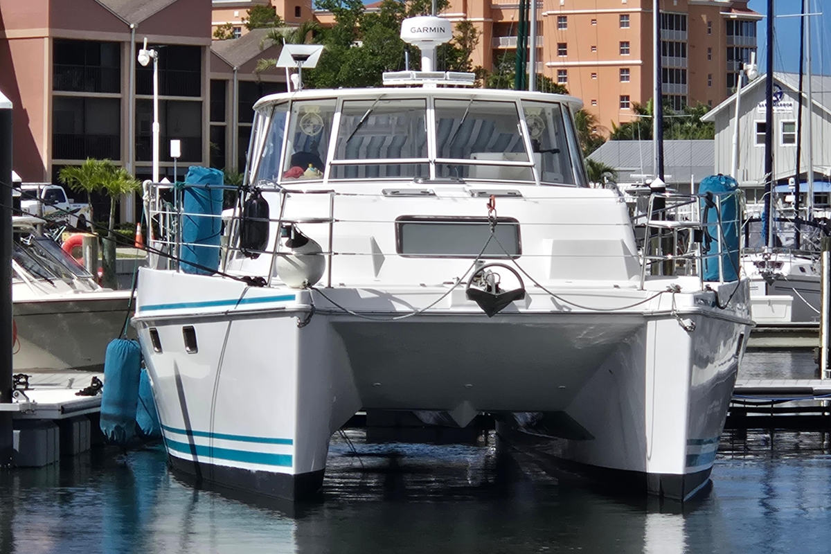 2003 Endeavour Trawler Cat 44 - Sold Boat
