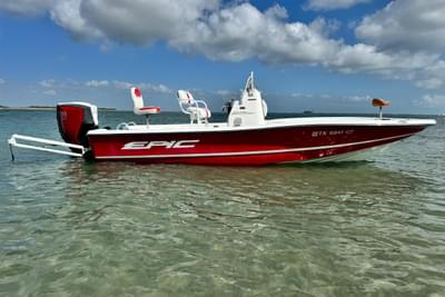 BOATZON | Epic 22 Sport Console 2015