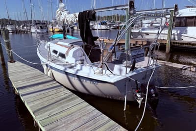 BOATZON | Ericson 25 1982