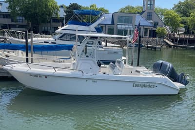 BOATZON | Everglades 230 Center Console 2018