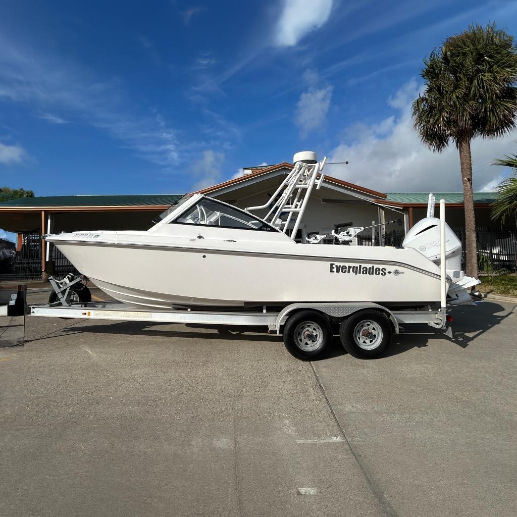 2013 Everglades 230 Dual Console - Sold Boat