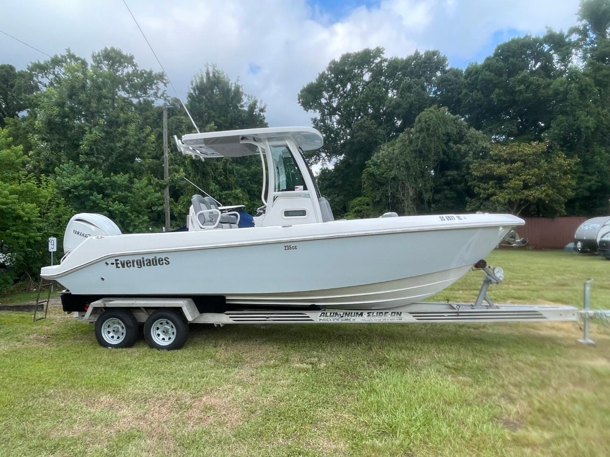2023 Everglades 235 Center Console - Sold Boat