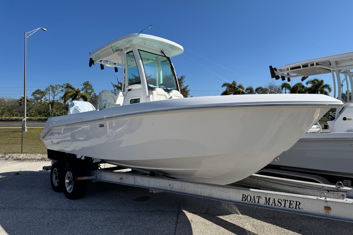 2024 Everglades 235 Center Console - Sold Boat