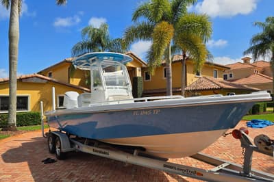 BOATZON | Everglades 243 Center Console 2014